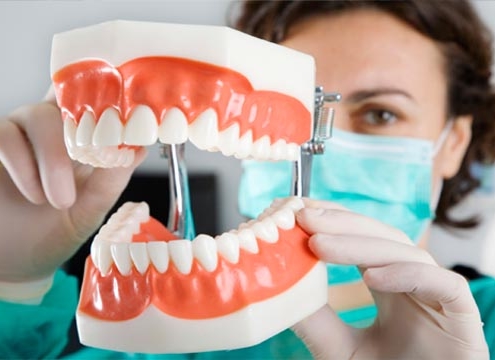 پروتز دندان